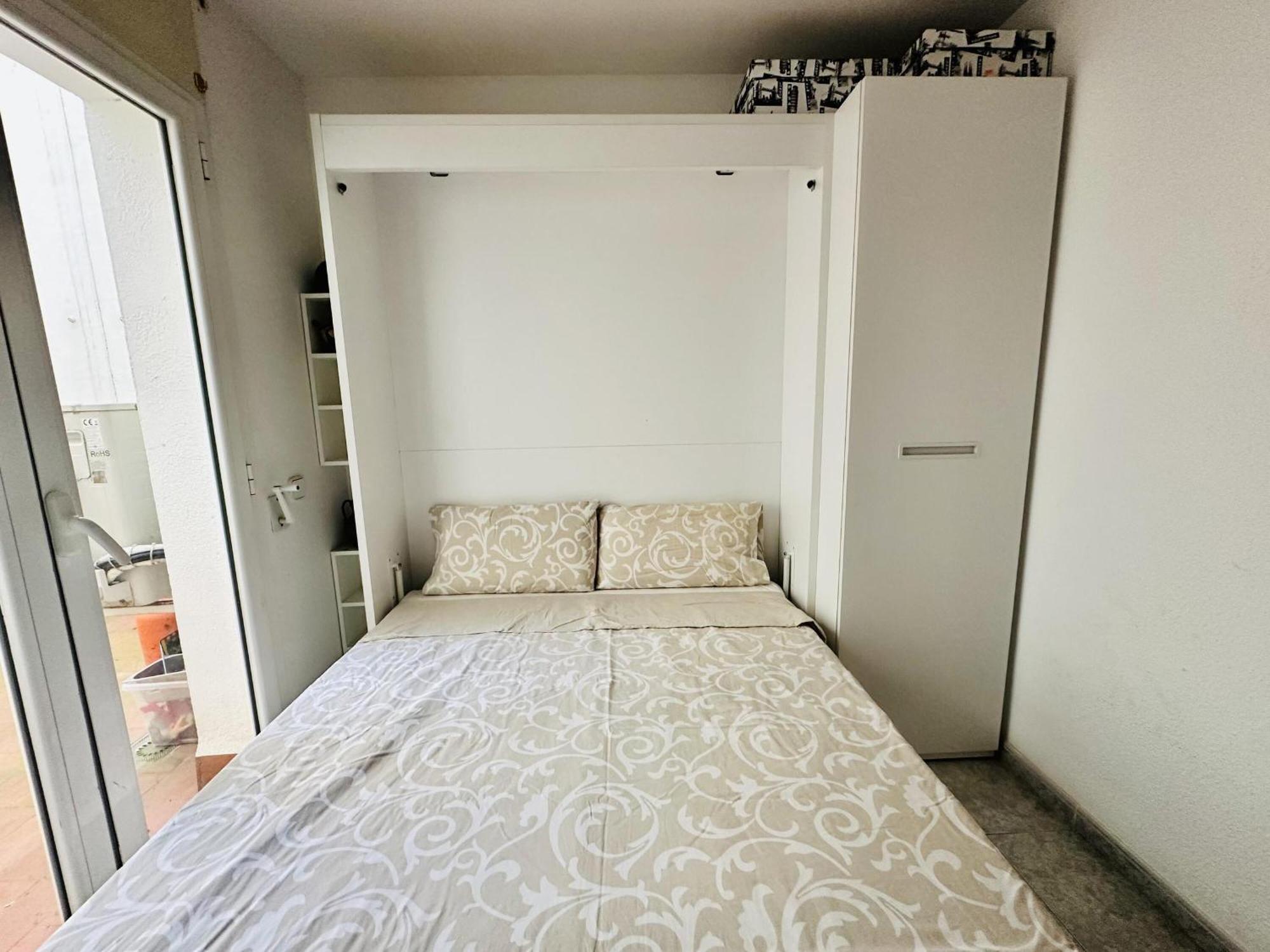 Apartment 3390 Maritim B 1-a. A Primera Linea De Mar, En Corazon Mismo De A Tocar De La Playa - Es-258-147 Roses